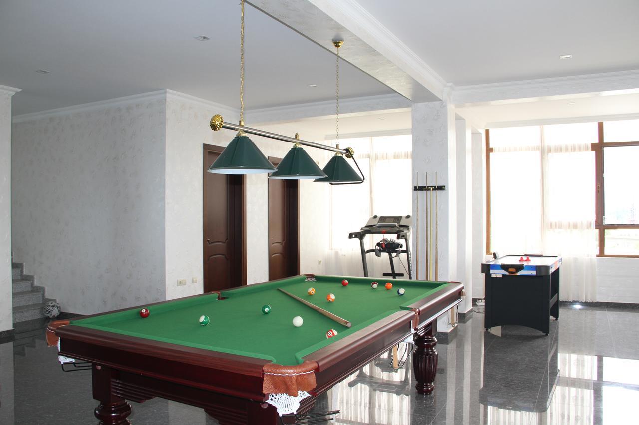 Hotel 725 Batumi Exterior photo